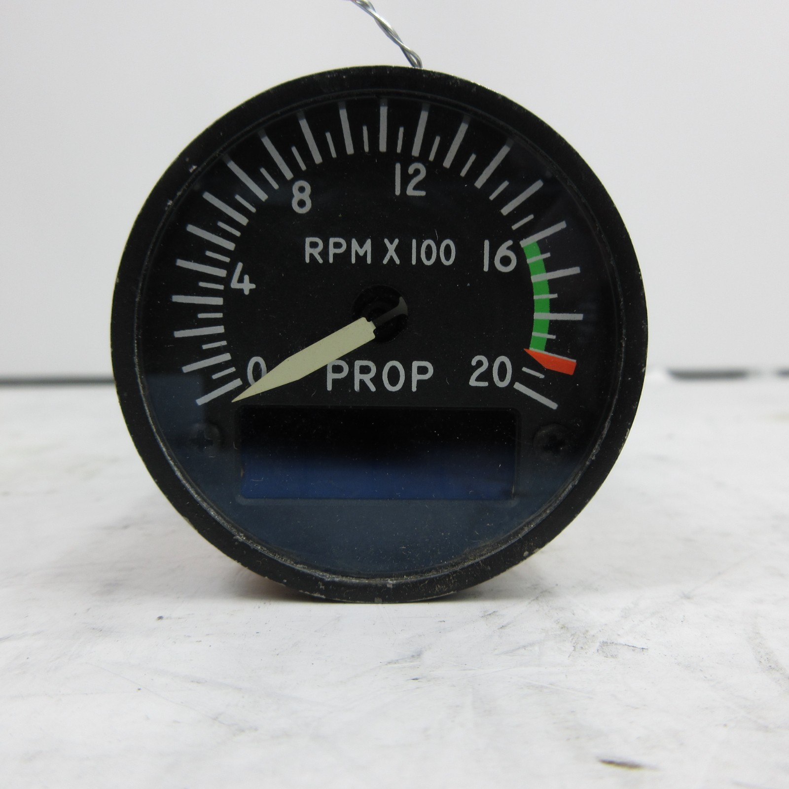 Indicator - Propeller RPM 224-917-001 Gull Airborne Inst. 9910454-2