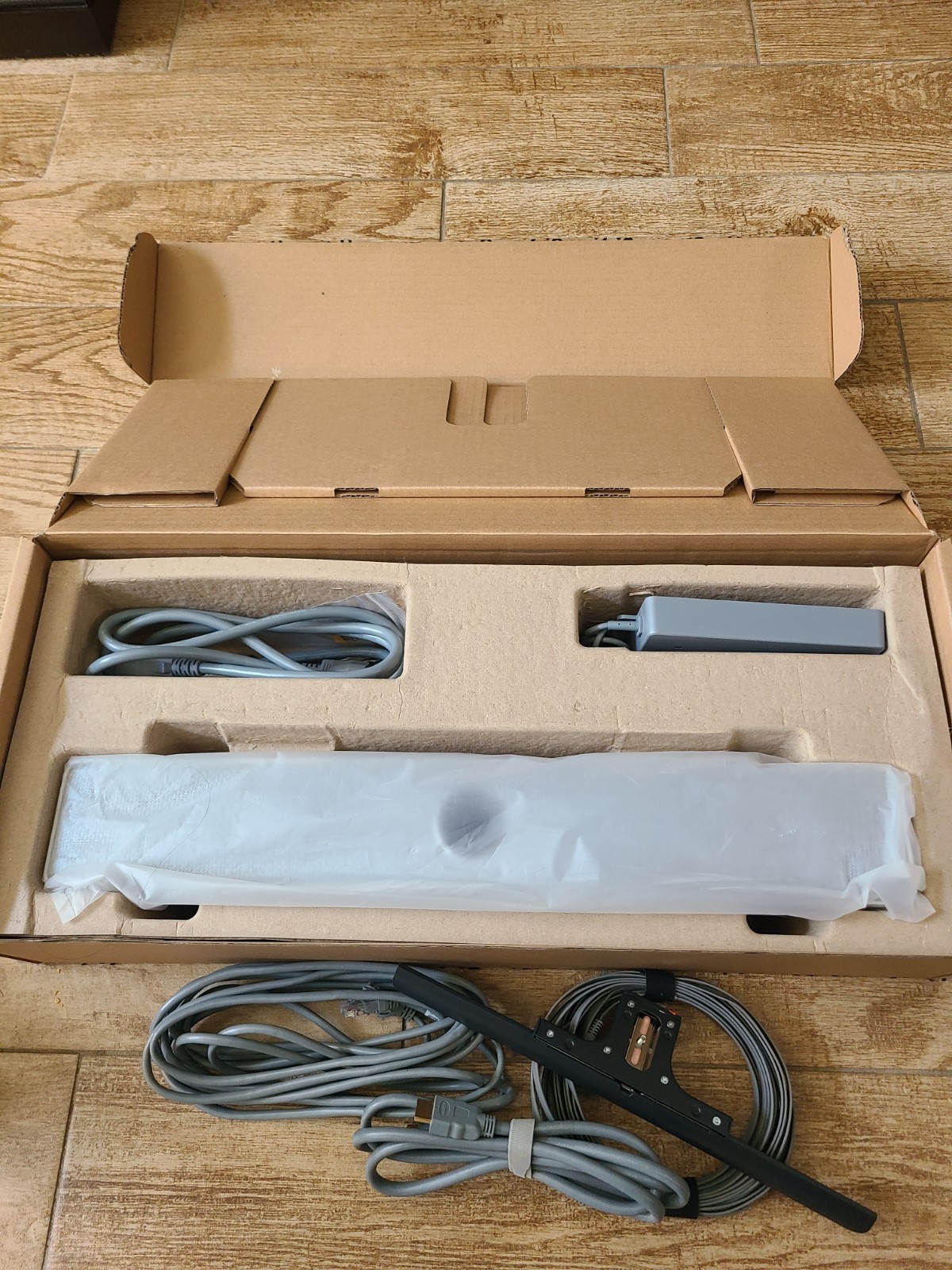 Cisco CS-KIT-MINI Cisco Camera/Speaker V01