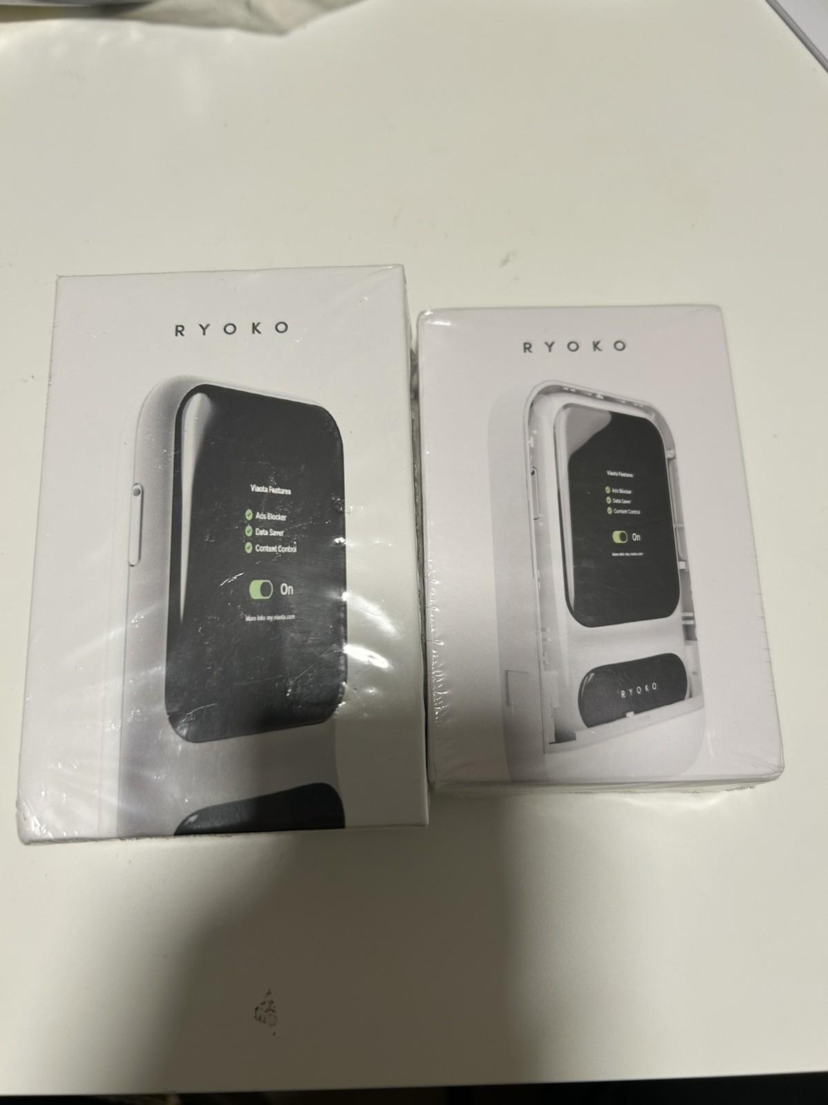 Brand New Ryoko Pro High-Speed Portable 4G LTE Wi-Fi Router and waterproof case