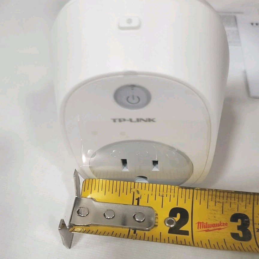TP-Link Smart Wi-Fi Plug Model HS100 Control From Anywhere NEW Open Box