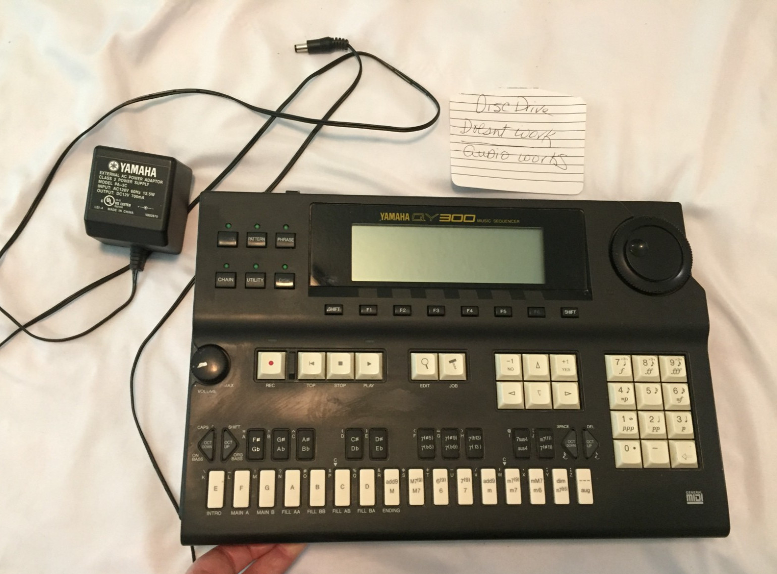 Yamaha QY300 Music Sequencer Rhythm Machine Sound Module WORKS- DISC DRIVE ISSUE