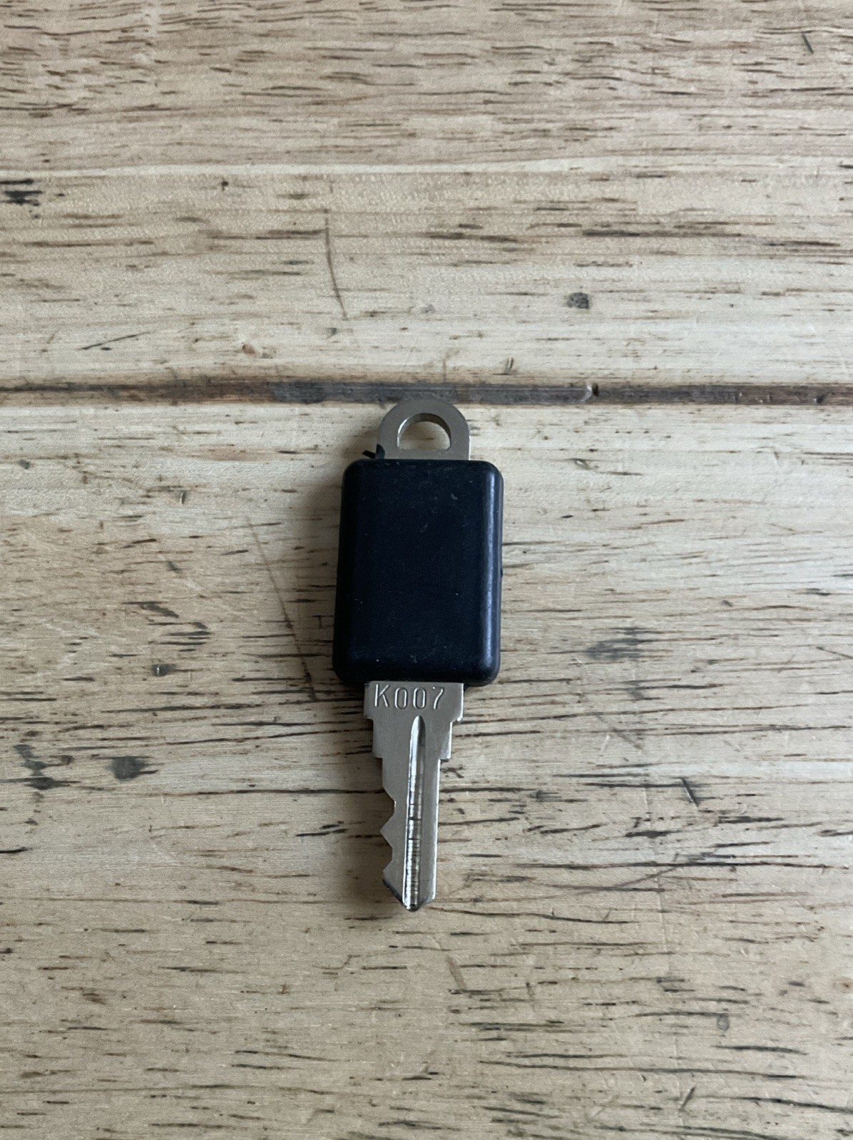 Knoll Key # K007