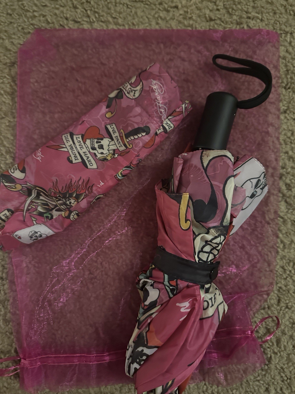 Ed Hardy Compact Automatic Pink Skull Tattoo Umbrella for Women, Polyester