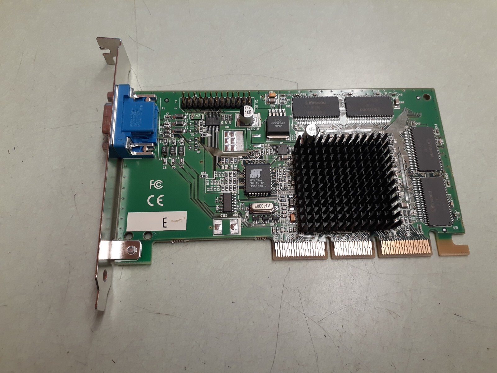 Dell AGP VGA Graphics Video Card 32MB BRD-05-E15 REV.C 0040U 00040U