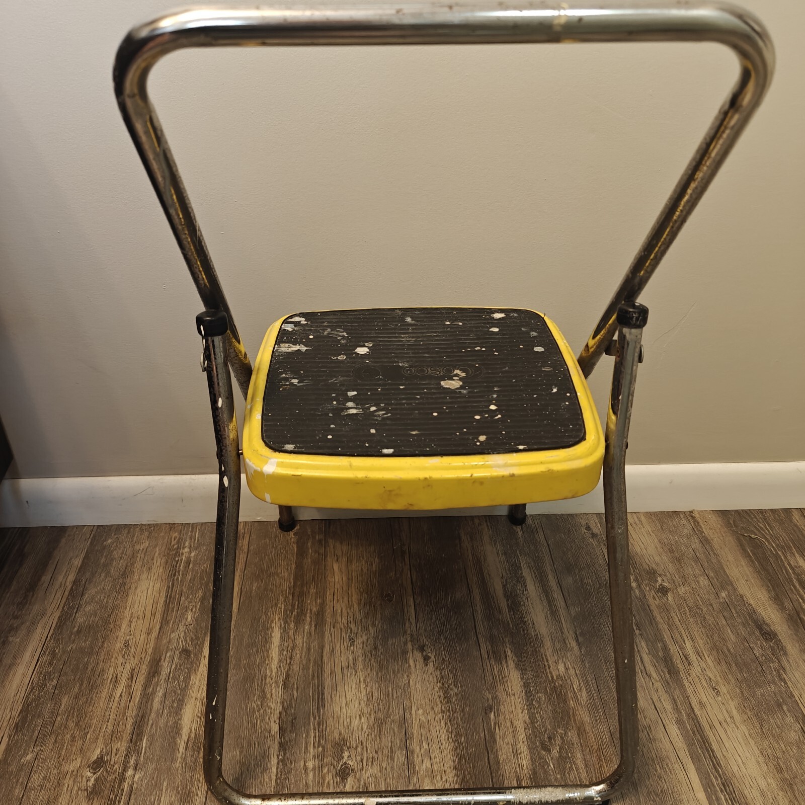 Vintage Chippy Yellow Cosco Folding 2 Step Stool