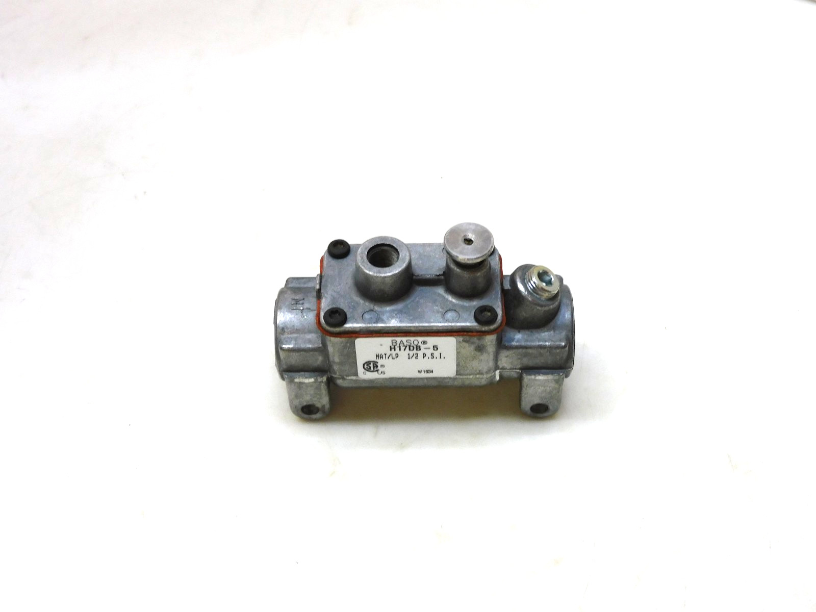 Baso H17DB-5 Automatic Pilot Valve 1/2" npt 1/2psi