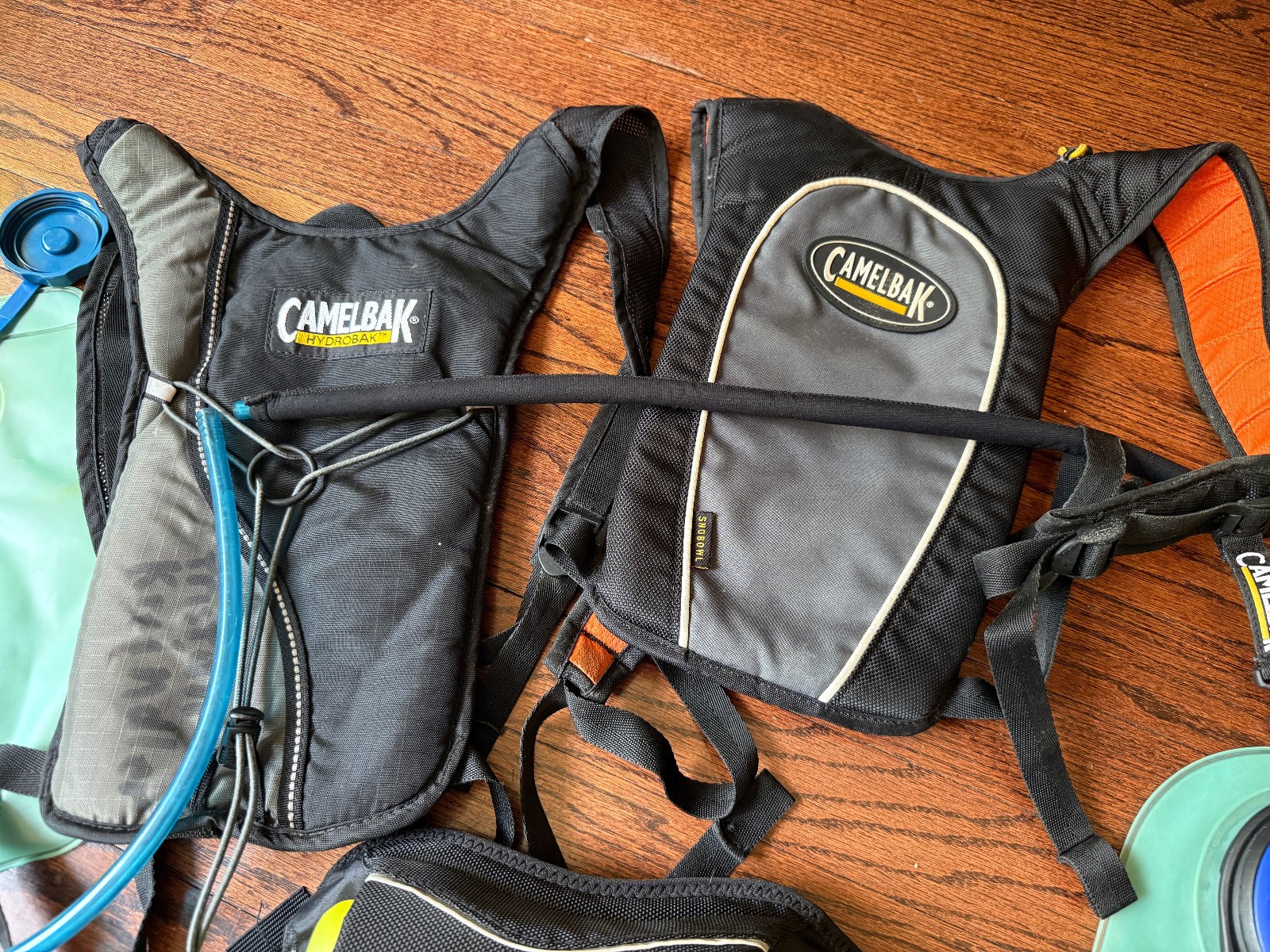 Lot Camelbak Hydropak + Snobowl + Amphipod Running Belt - Backpack Hydration