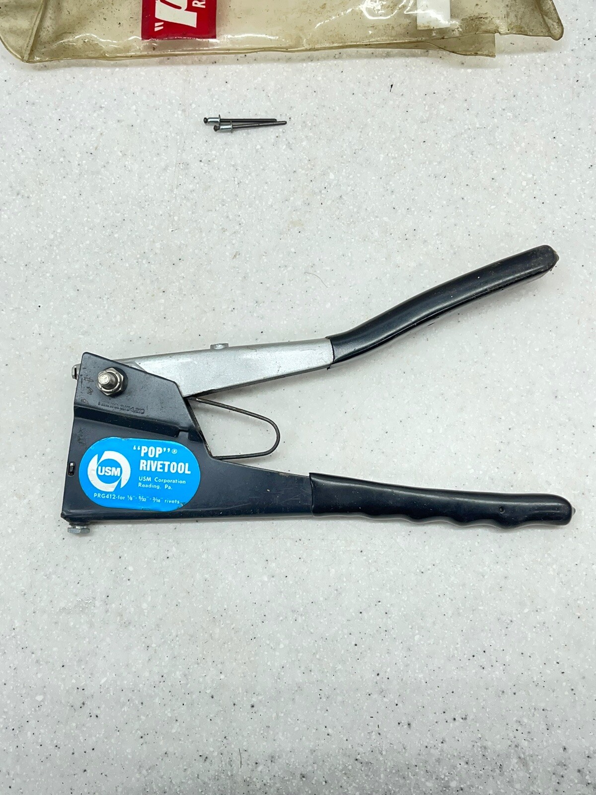 Hand Riveter Pop Rivet Tool Kit USM Corporation