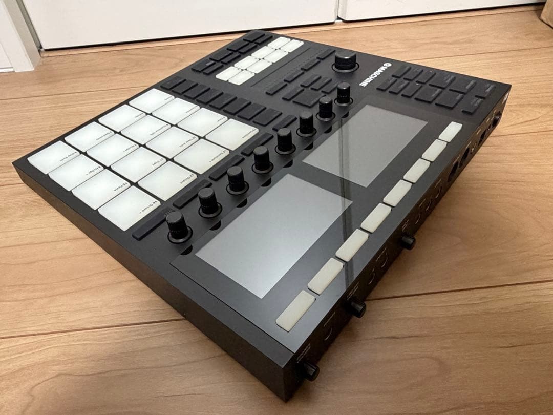 Native Instruments Maschine MK3 MIDI Groove Controller w/ USB Cable Tested