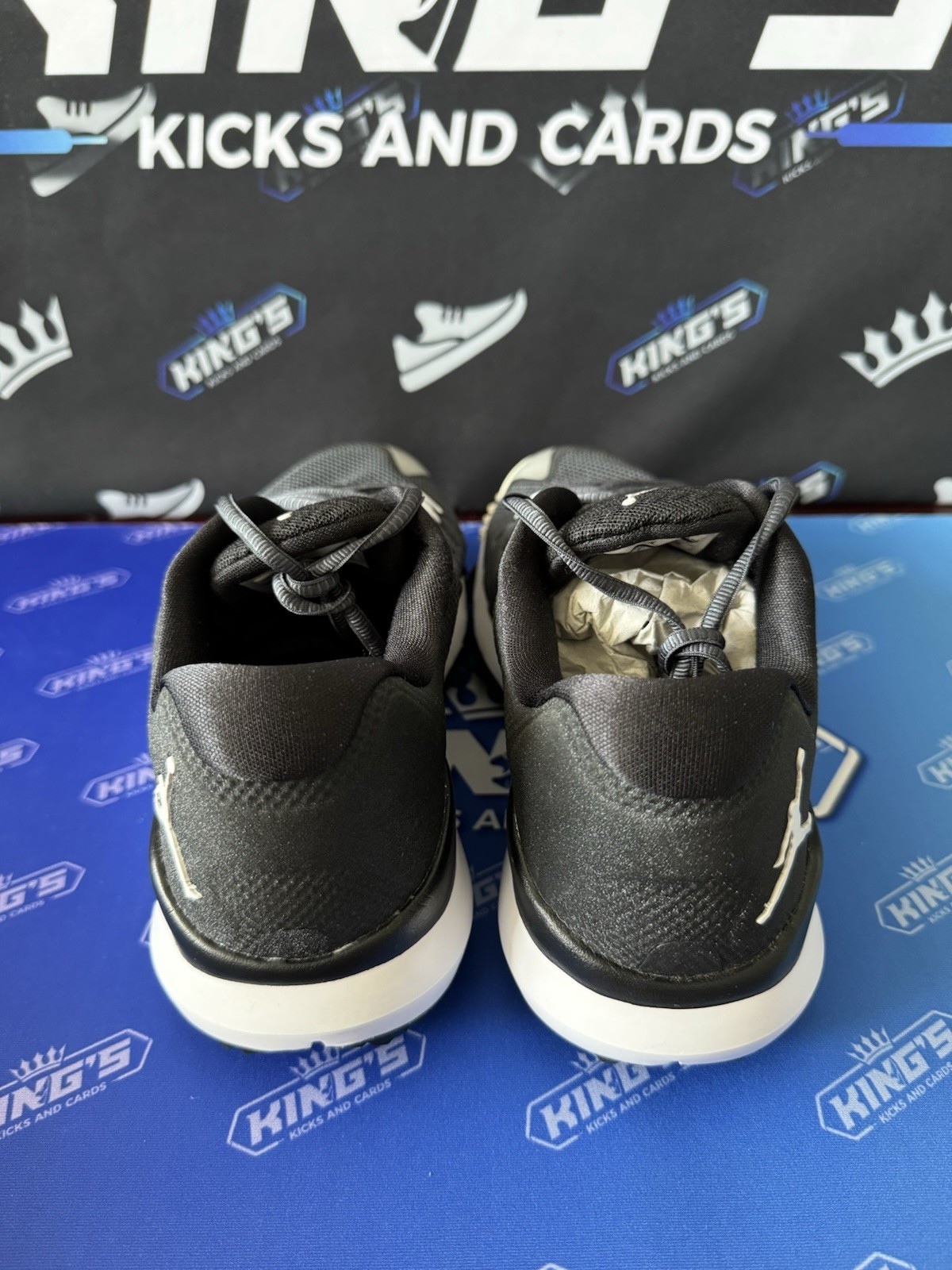 Size 8 - Jordan Flight Runner Black Golf