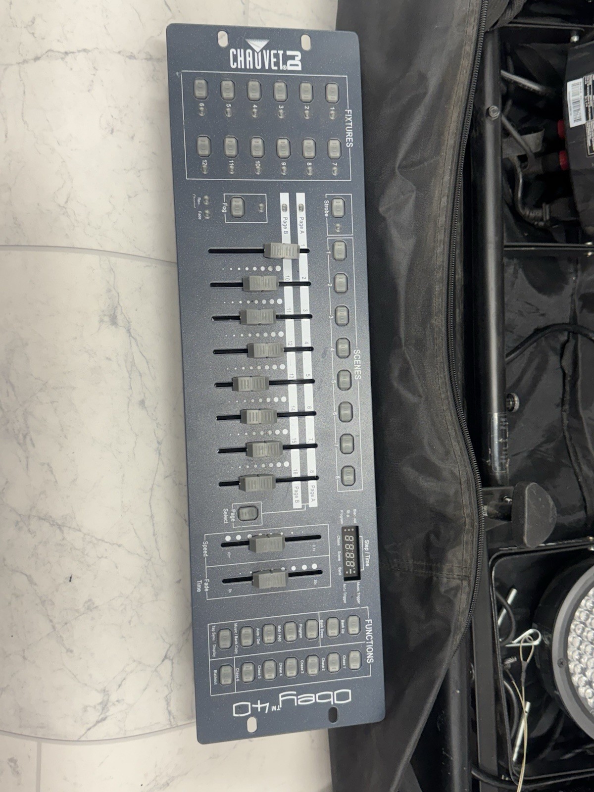 Chauvet Obey 40 Light System With 4 Lights And Stand