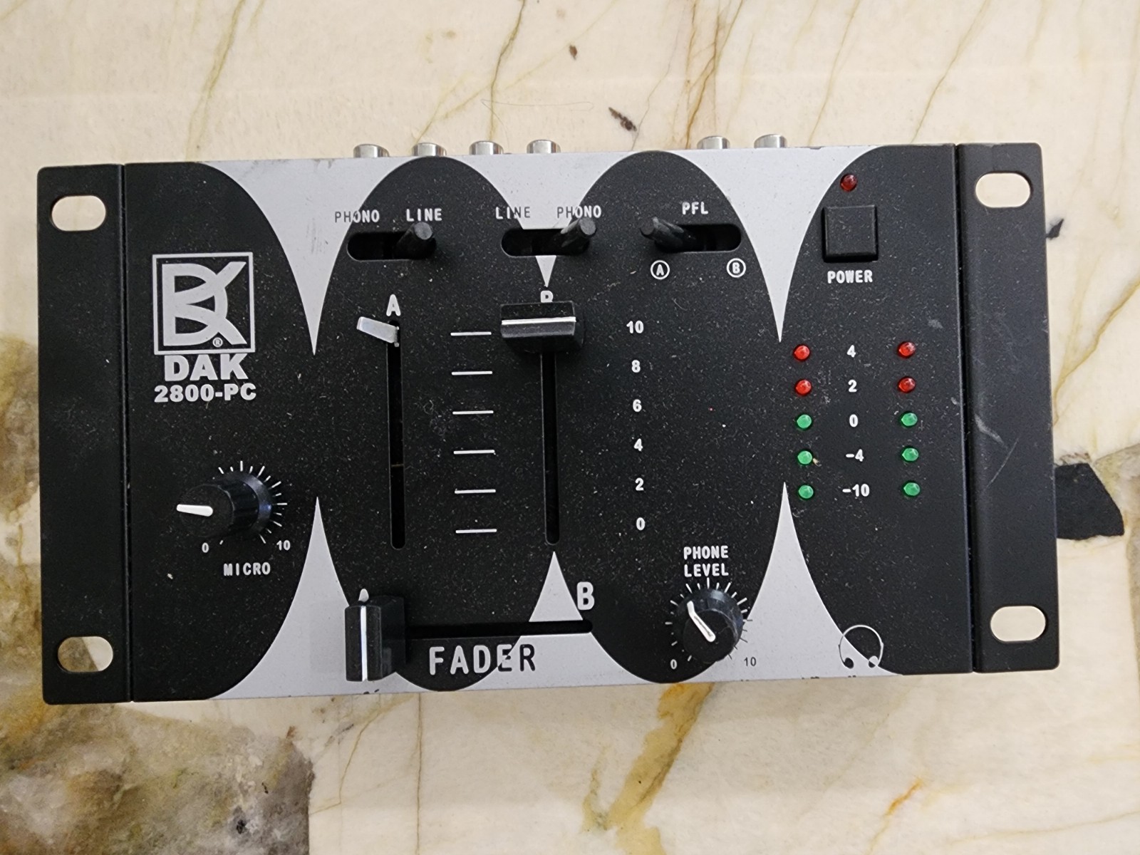 DAK 2800-PC 2 Channel DJ Mixer Phono Line Fader Rack Mount Tested Works