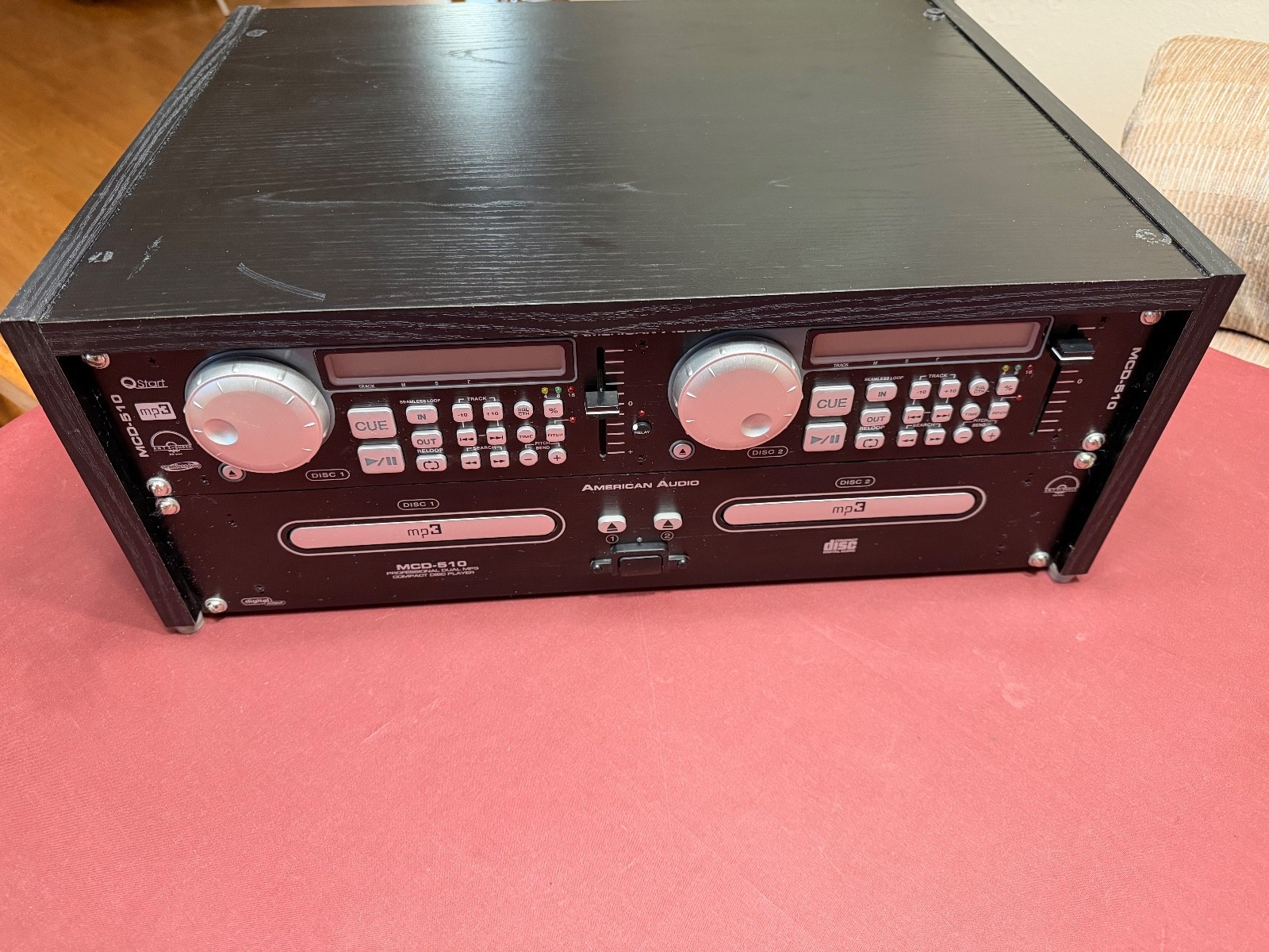 American Audio MCD-510 Professional Dual MP3 Compact Disk Player With Cabinet