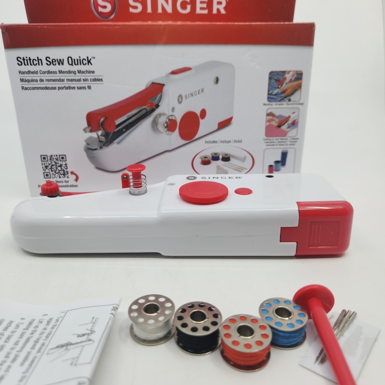 Singer Stitch Sew Quick Handheld Sewing Machine 01663 Cordless Works READ