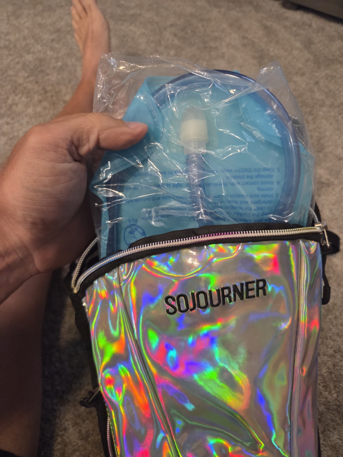 Sojourner Hydration Backpack Holographic Silver Reflective 2L Bladder Run Hiking