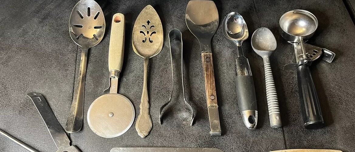 Lot Of 9 Pcs VTG Kitchen Utensils Pizza Cutter Can/Bottle Opener Scoops & More