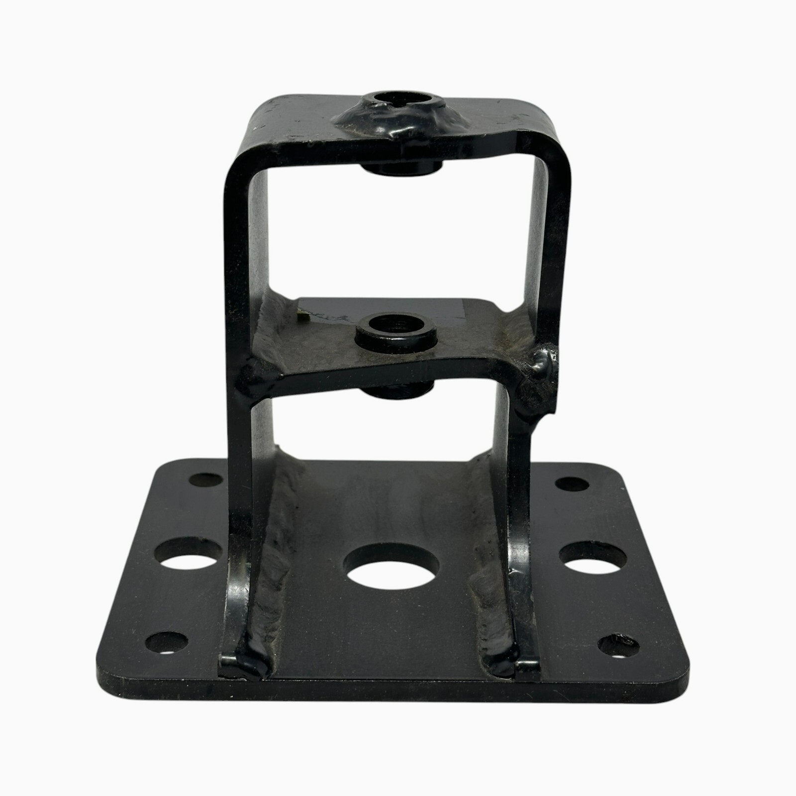 Shock Bracket RH Link-type Auxiliary Suspension Passenger Side 147942 / 810M0093