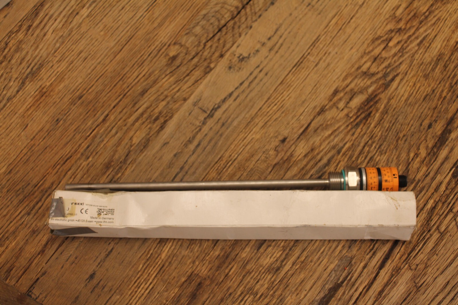 Electronic temperature switch ifm electronic TK7480 TK7255CLFG12-QKPKG / US