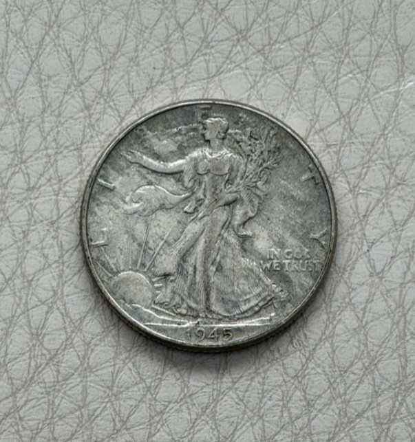 1945 Walking Liberty Half Dollar - XF - Extremely Fine
