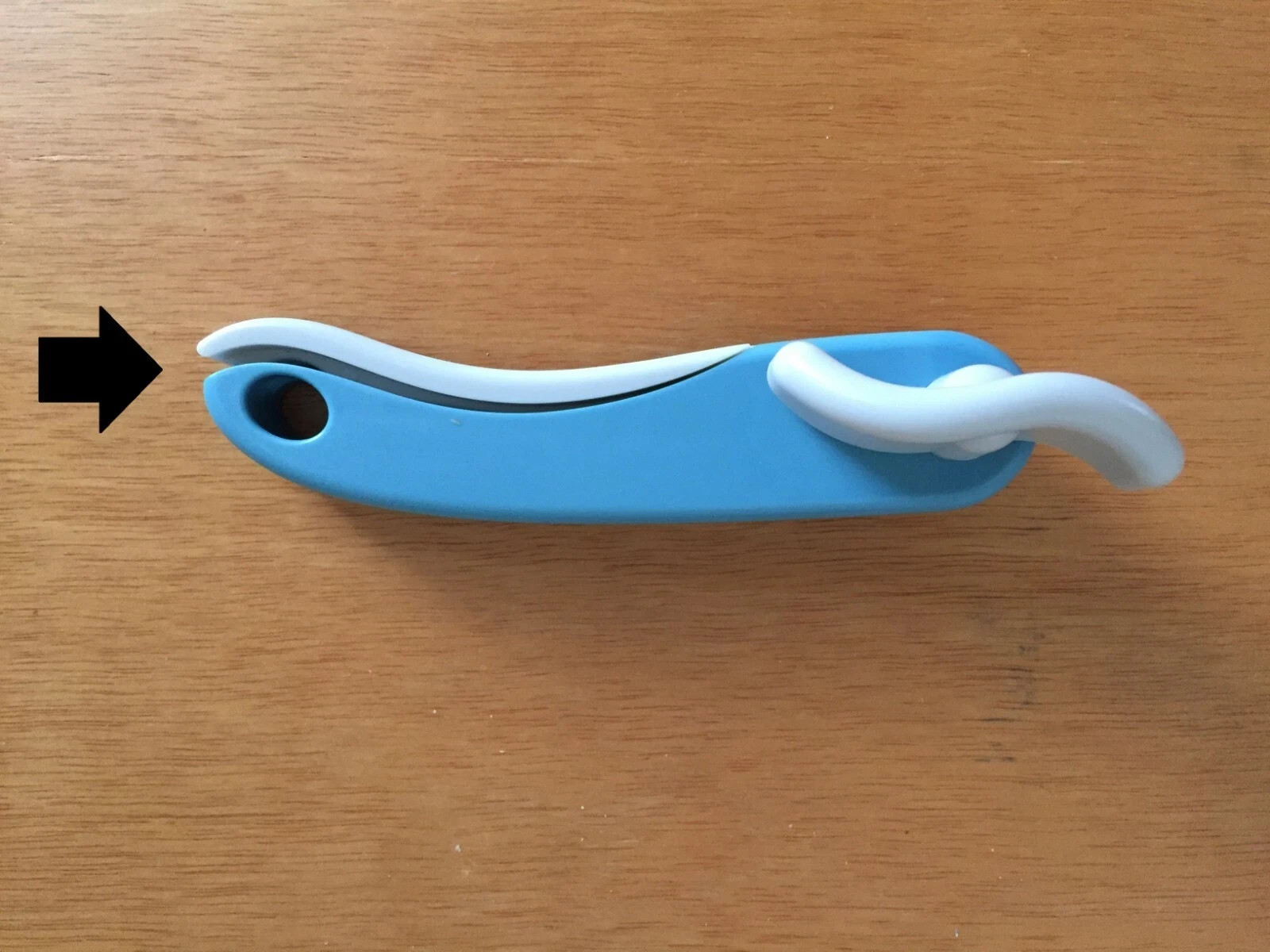Left Handed Can Opener Manual Stainless Steel Smooth Edge for Top Cut Safety Gap