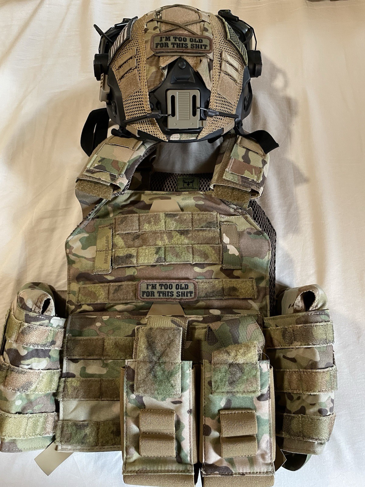 Ar 500 Vest Plate Carrier Plus Helmet Level Three ￼