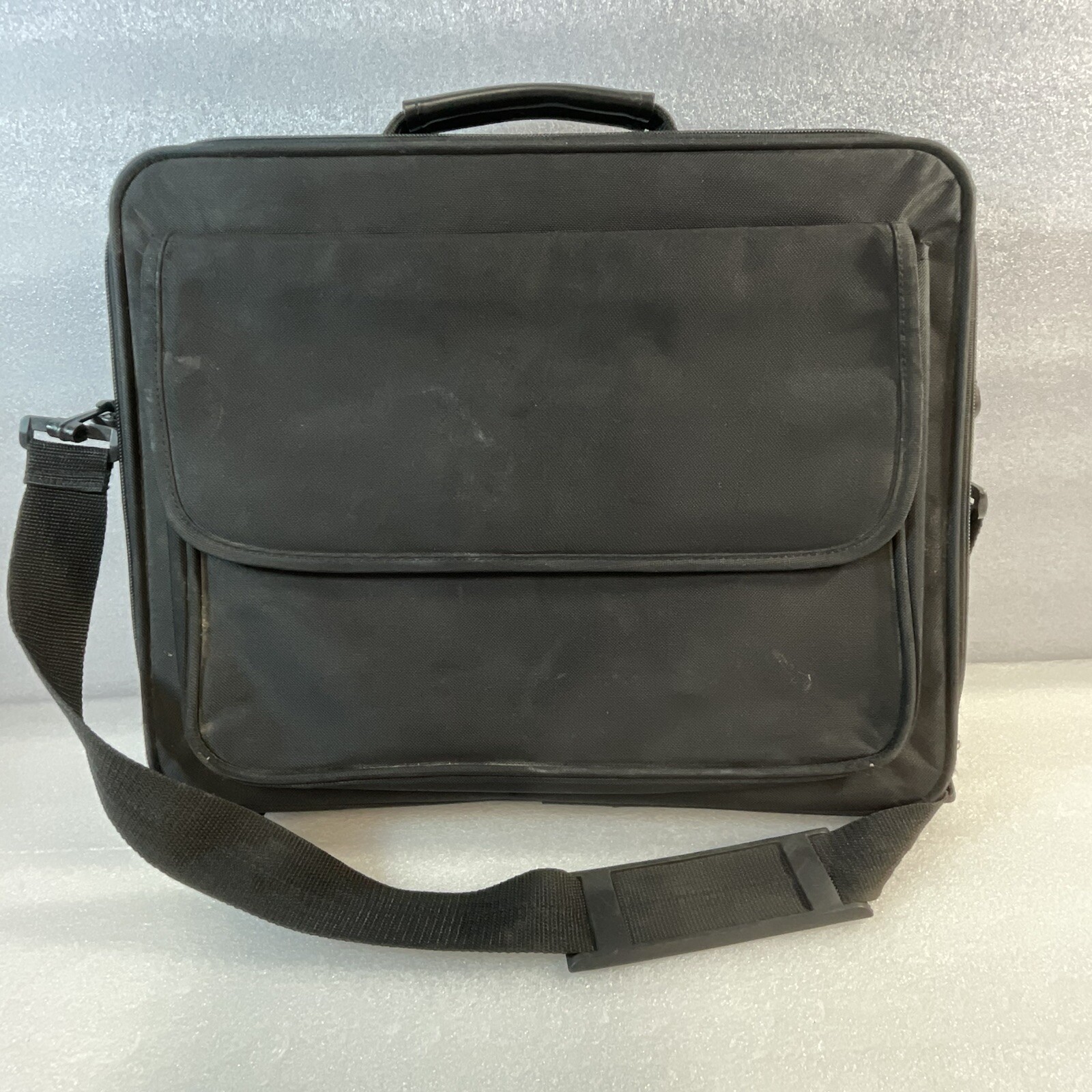 Fellowes Black Padded Laptop Travel Shoulder Bag Multi Pockets GnuFashion