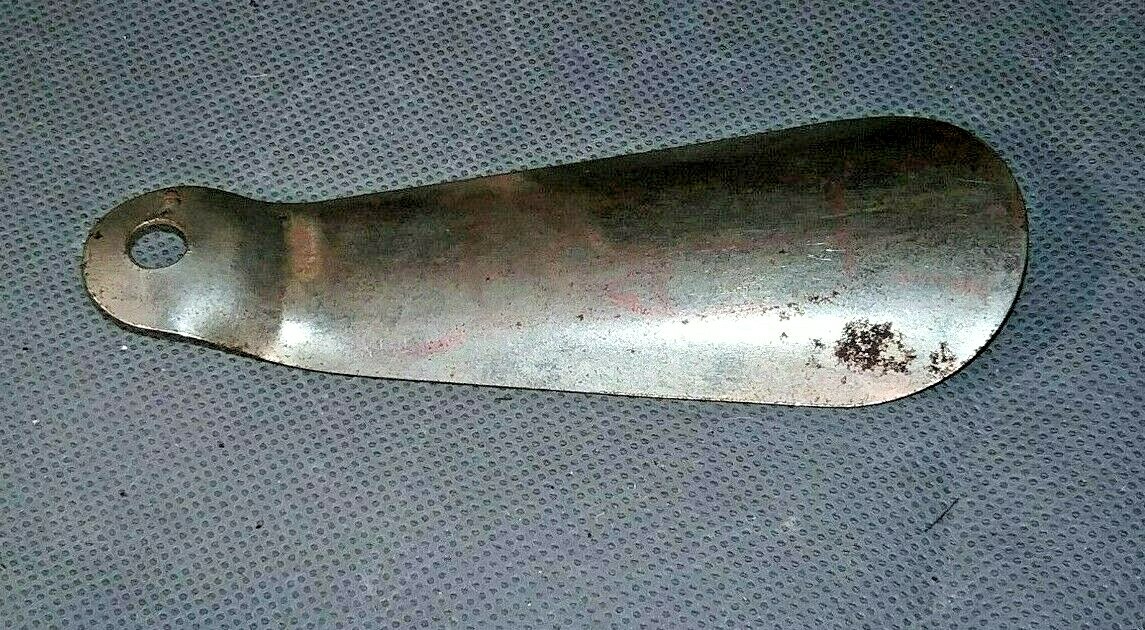 Antique shoe horn Hess Shoes Baltimore, Maryland metal 1872-1999