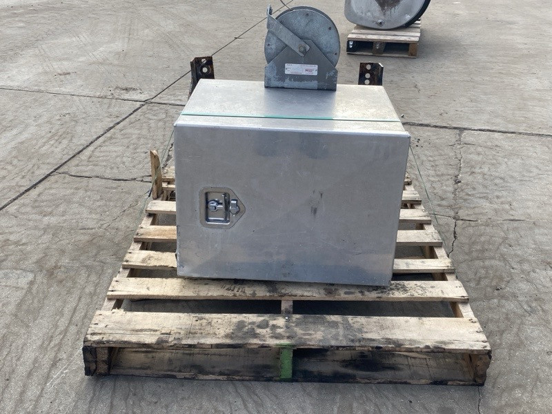 2019 Tool Box for International HX520 (693-10253)