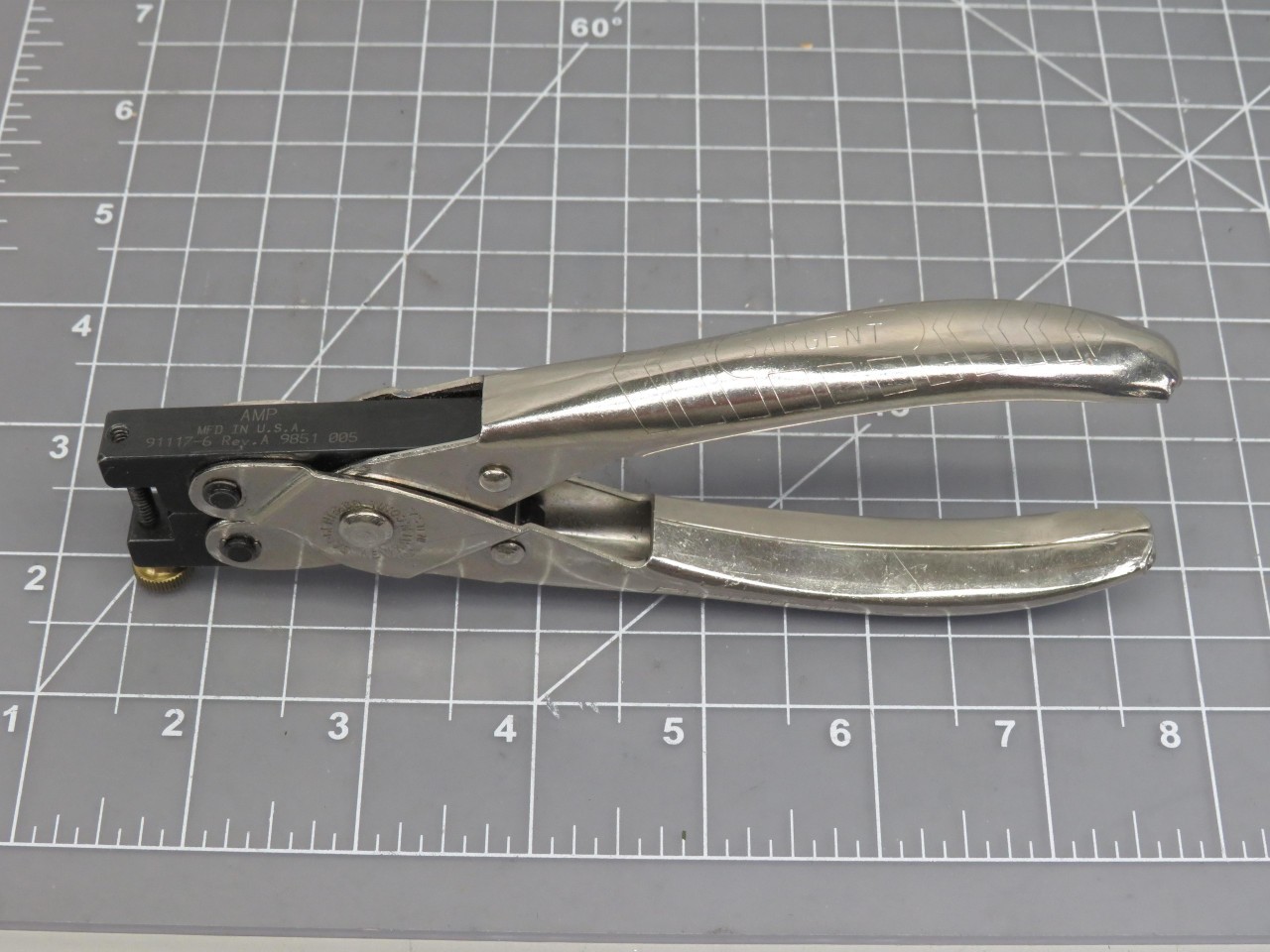 AMP 91117-6 CRIMPING TOOL T152880