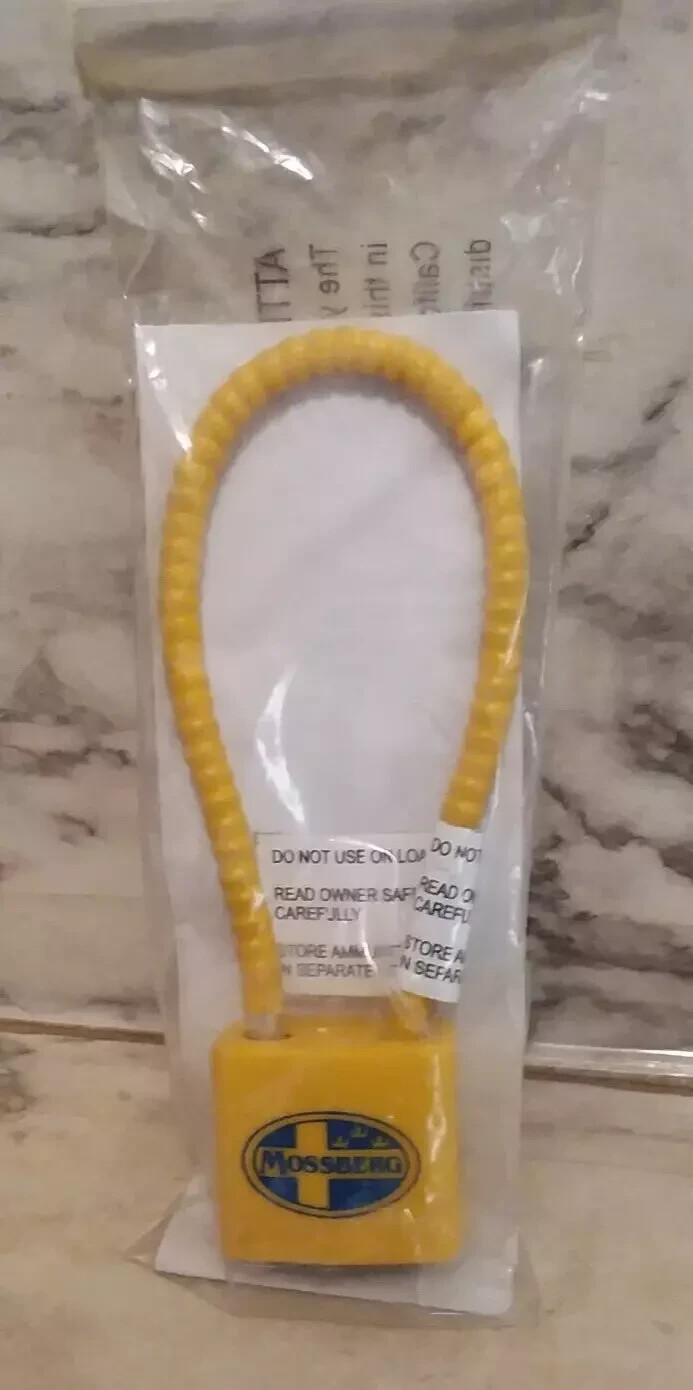 MOSSBERG Cable Gun Lock Pistol Rifle Shotgun Child Safety - 2 Keys, Yellow - NEW
