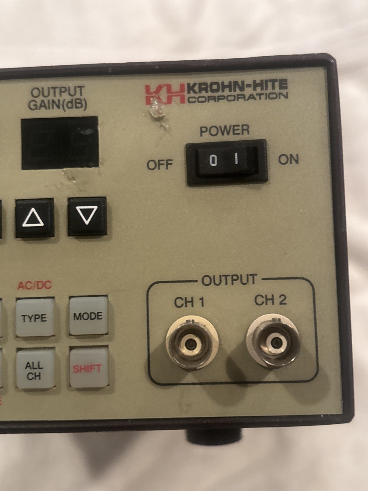 Krohn-Hite Model 3940 Dual Channel Programmable Filter
