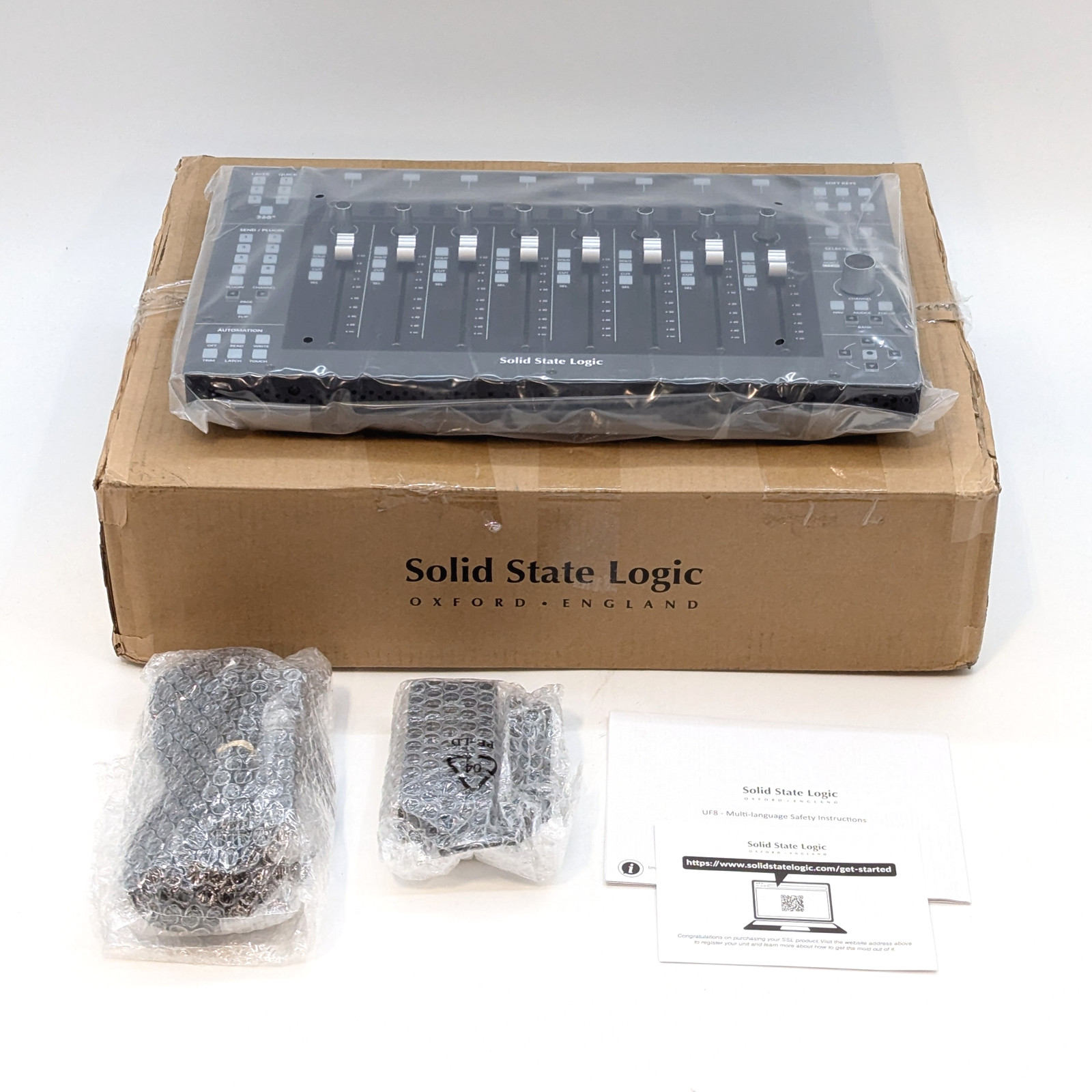 Solid State Logic UF8 Advanced DAW Controller (726490X2) | Black