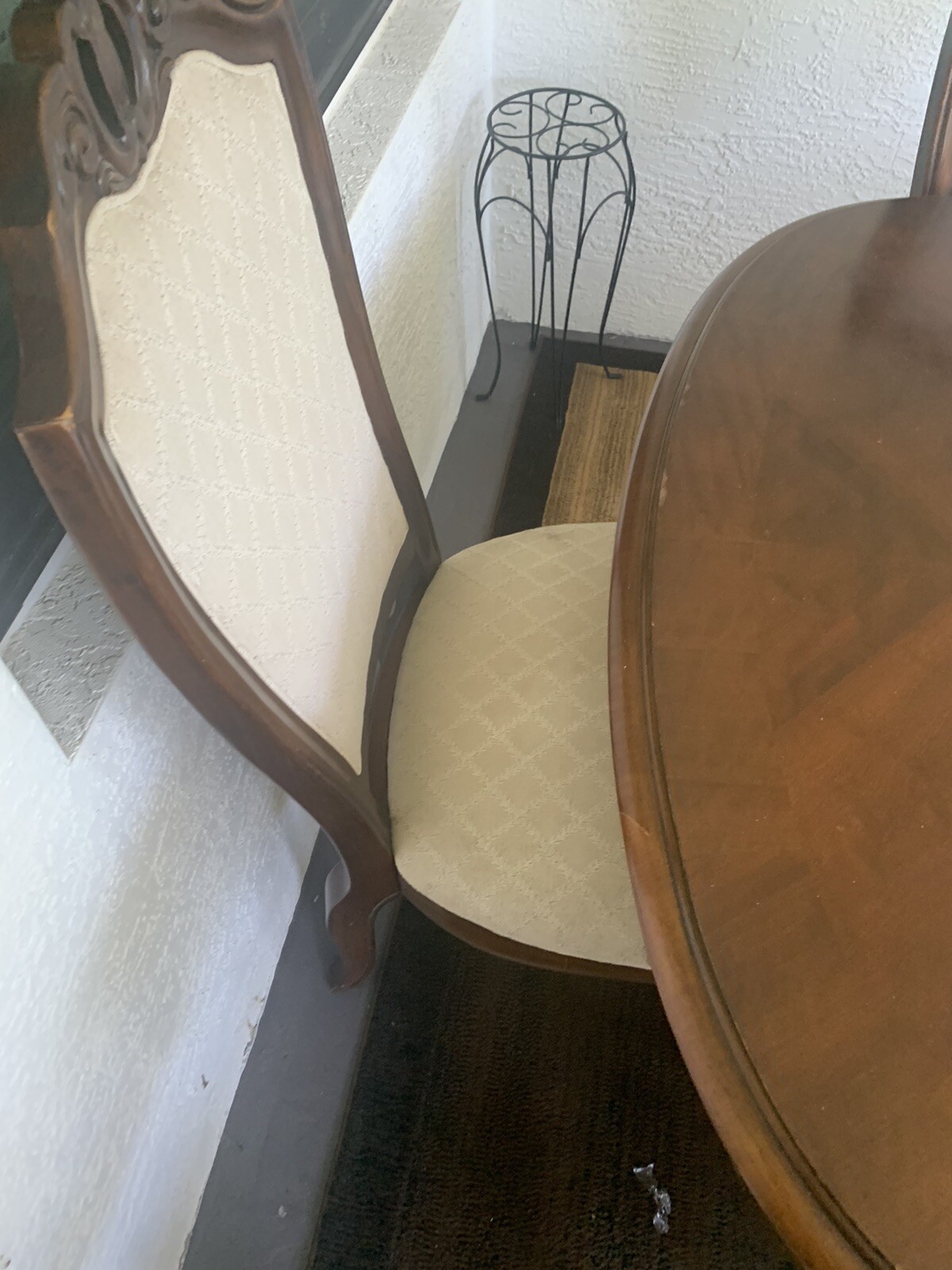 Large solid wood dinning room table chairs Included *PRICES NEGOTIABLE