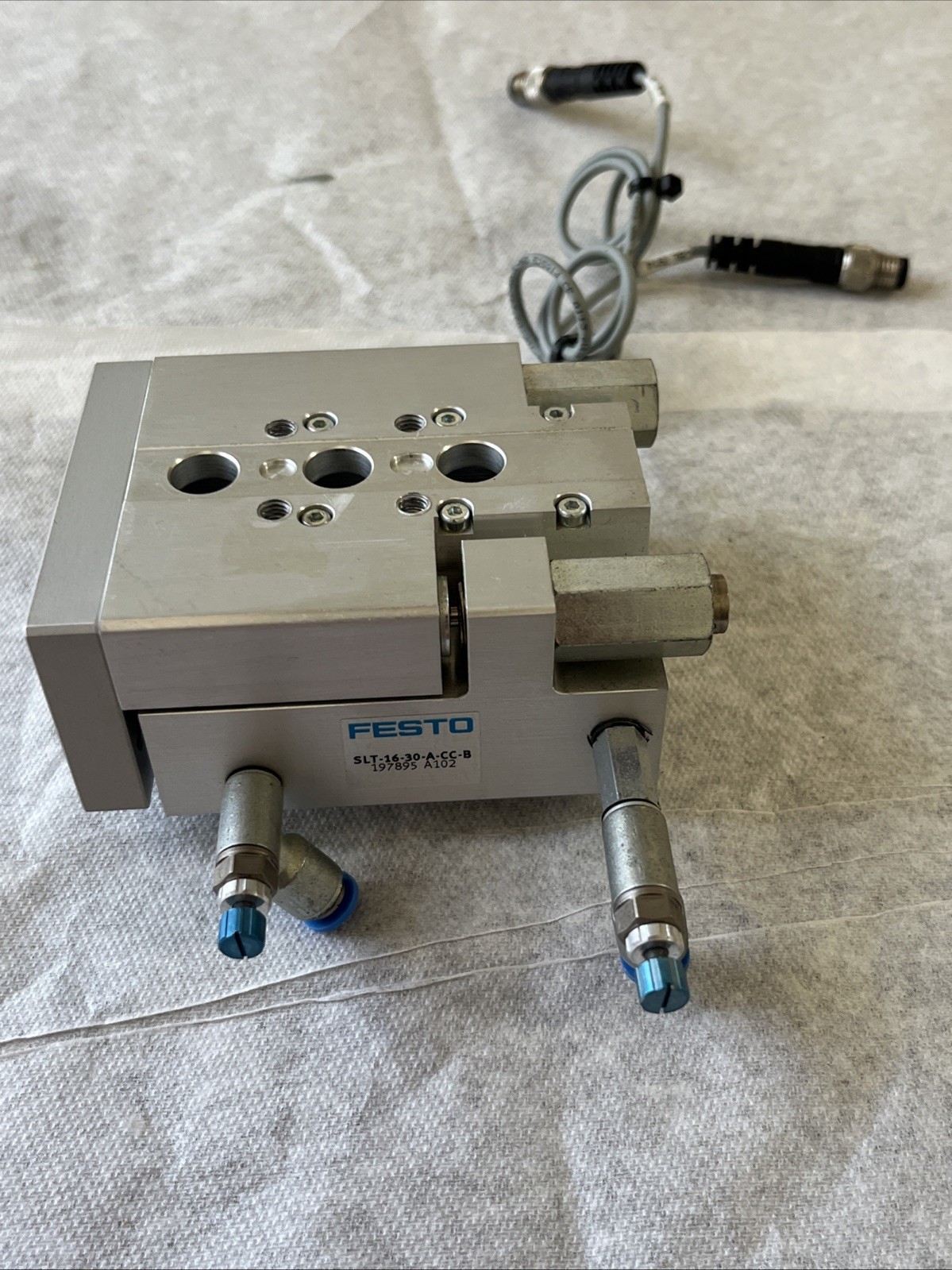 FESTO SLT-16-30-A-CC-B (197895) Mini Slide Actuator