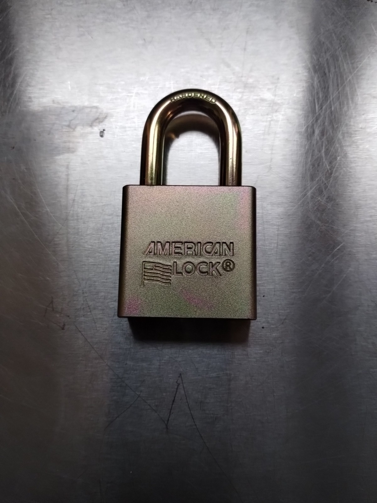 American Lock A5200GLNKA Zinc Plated Steel Padlock 6-pack KEYED ALIKE