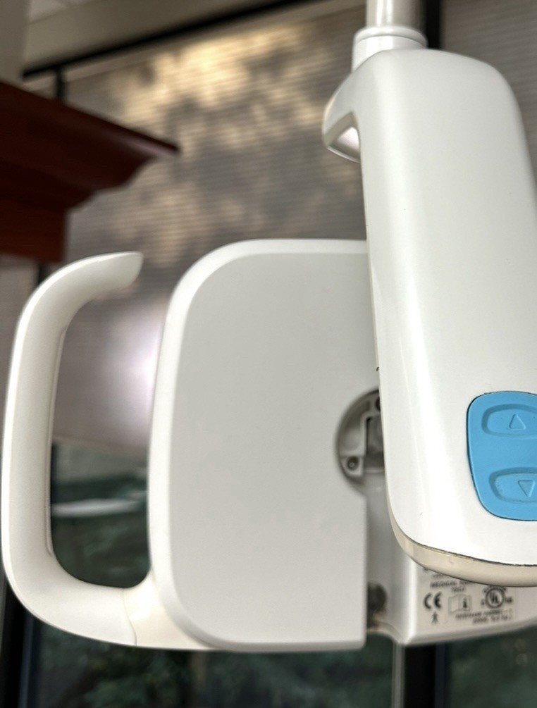 adec led light