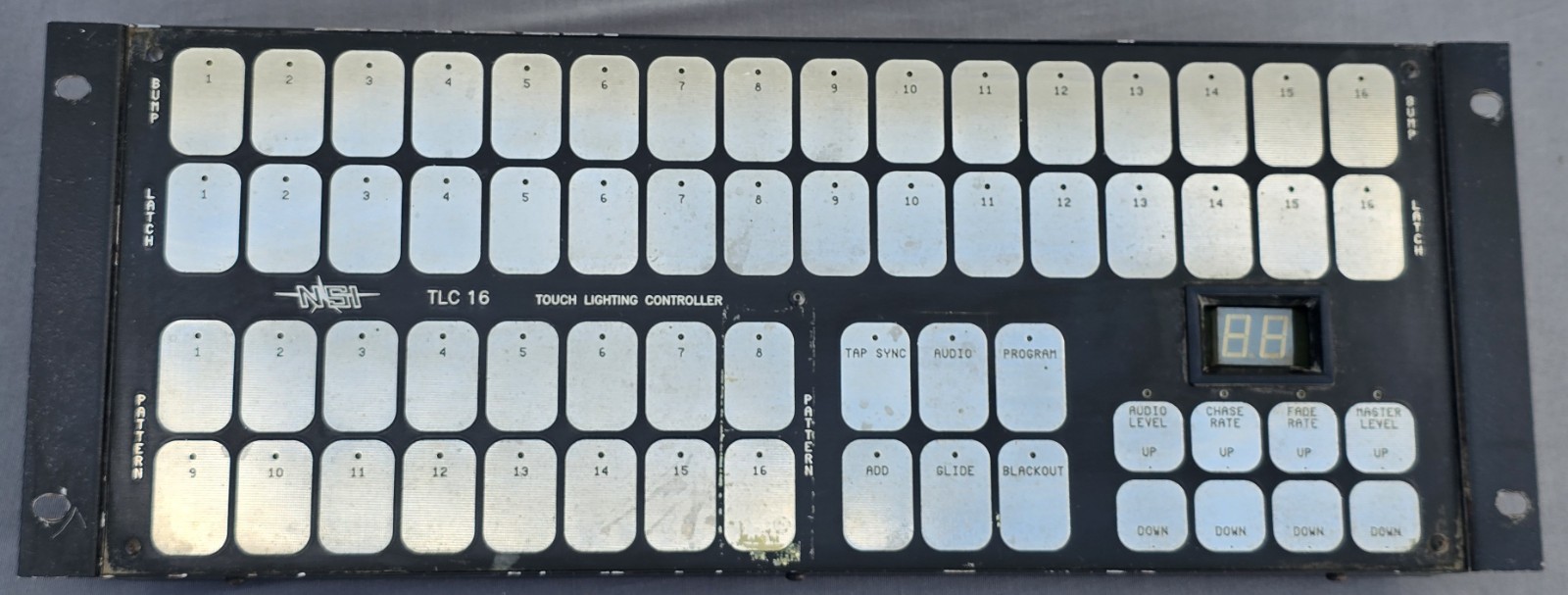 NSI TLC 16 Touch DMX Lighting Controller Powers On Untested [Parts / Repair]