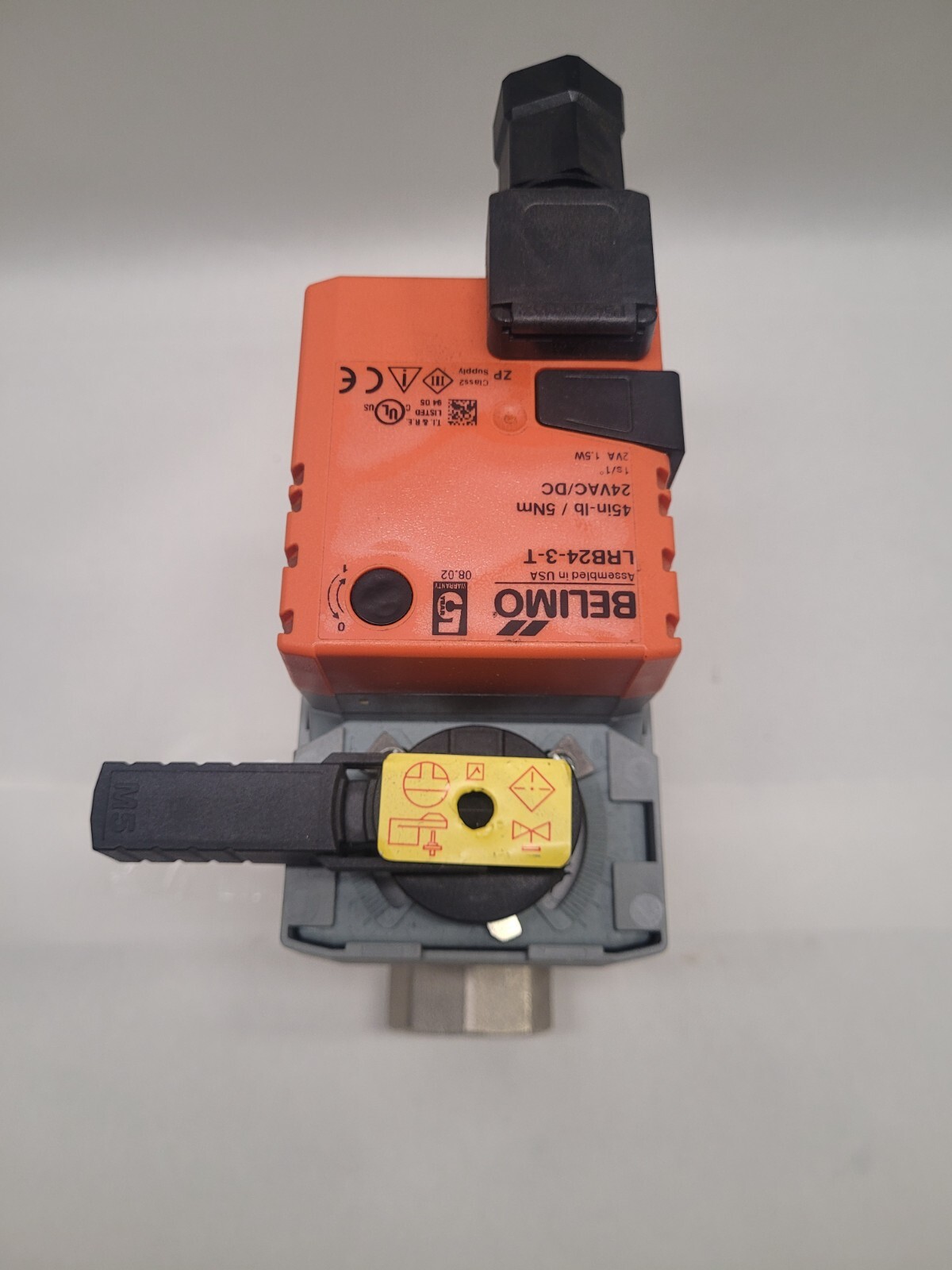 Uponor 3131000 1" Three-way Floating Action Mixing Valve