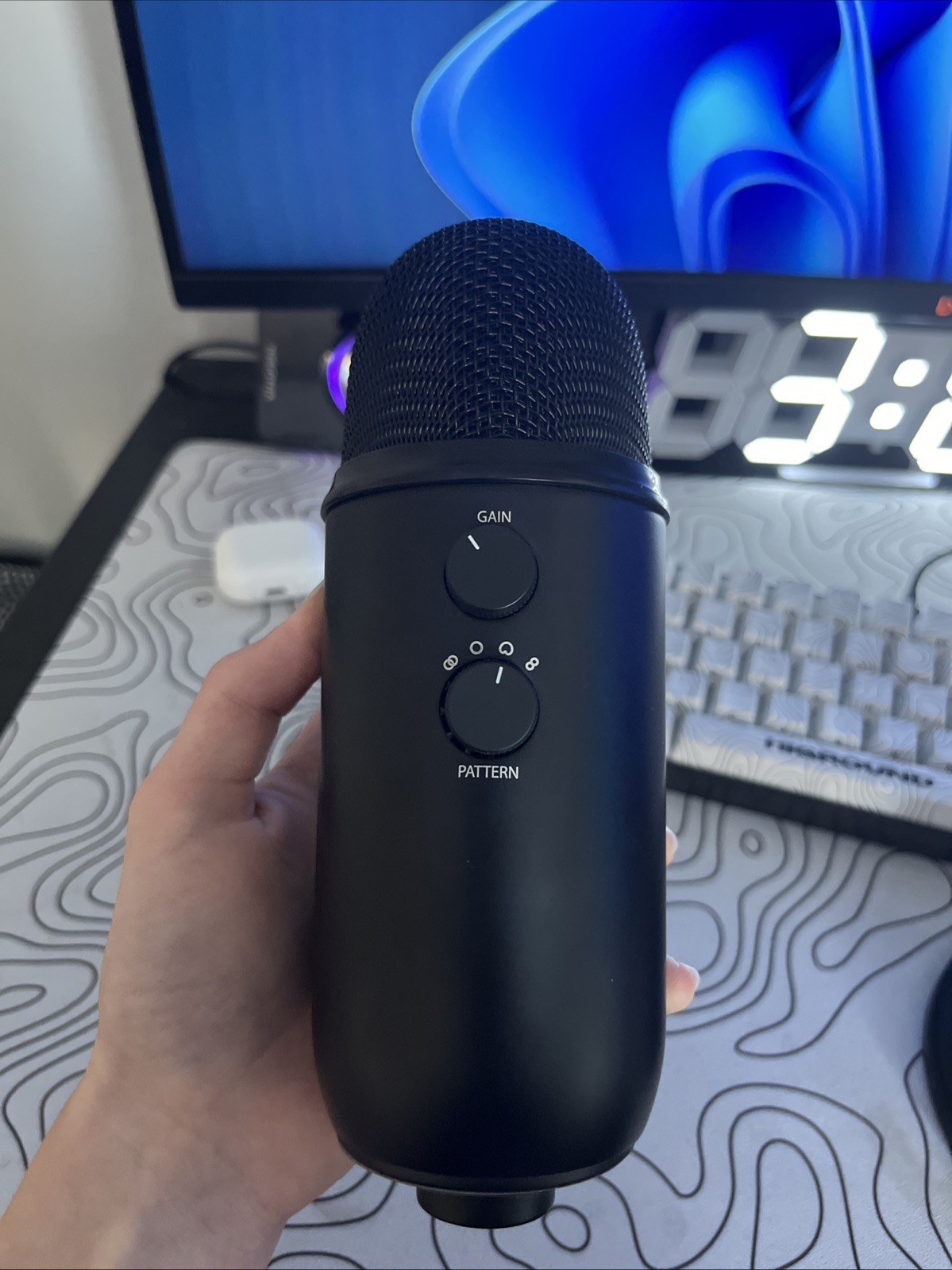 Blue Yeti USB Microphone Multi-Pattern, Midnight