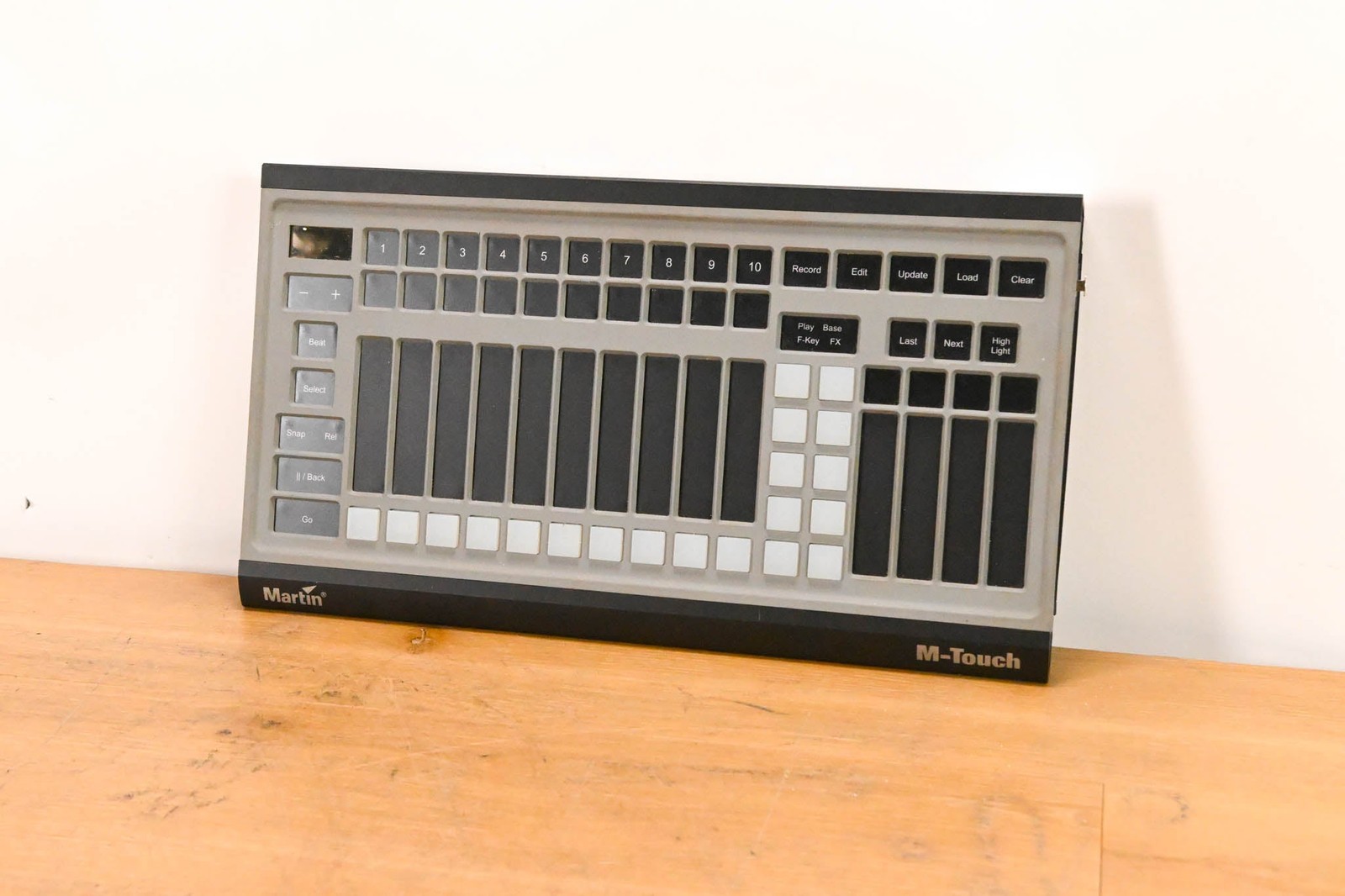 Martin Lighting M-Touch DMX Control Surface CG01ZXP