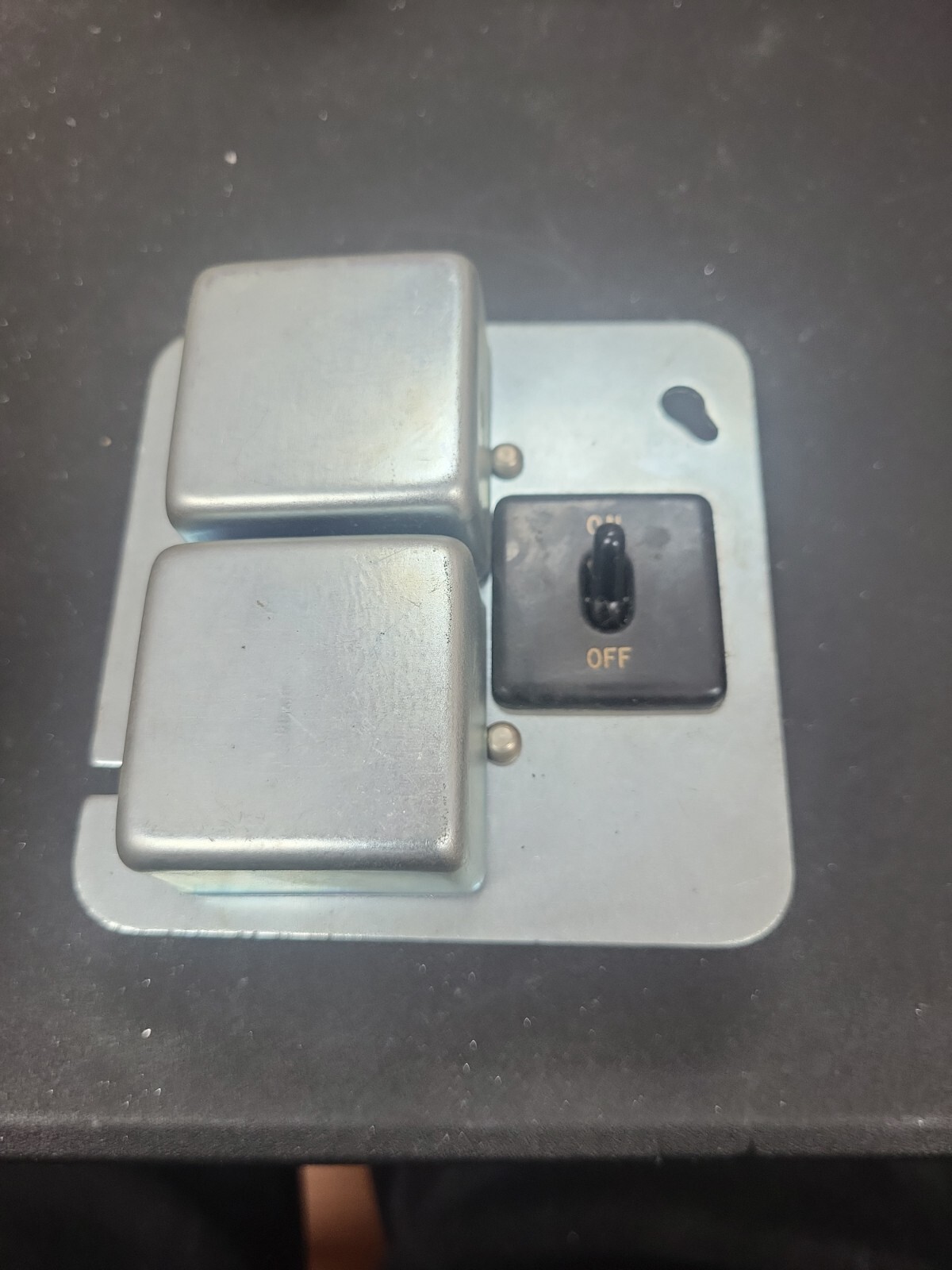 Fusetron  Box Cover Unit Type STY NEW OLD STOCK