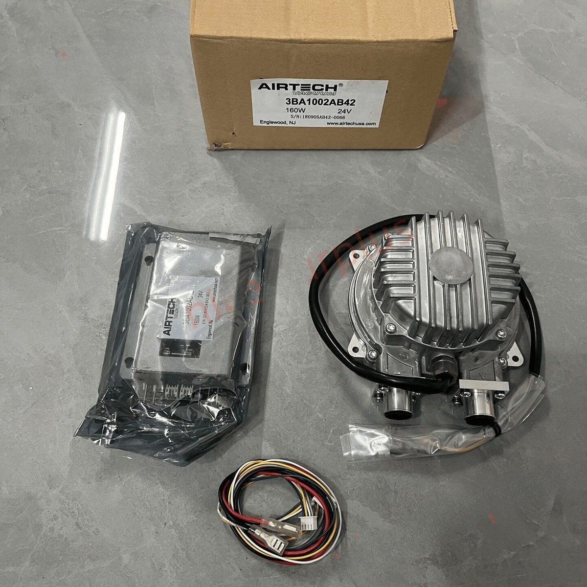 Airtech 3BA1002AB42 DC Brushless Oil-Free Regenerative Vacuum Blower Pump
