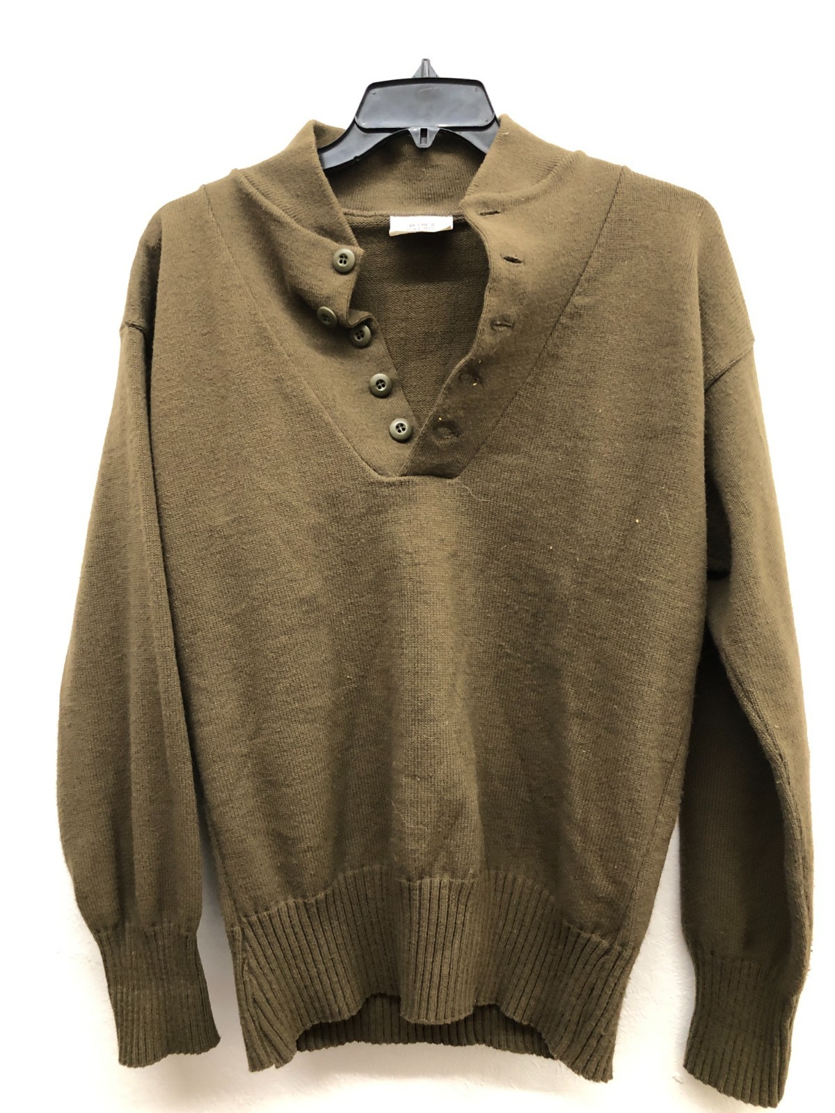 Vintage US Military Man's Sweater 100% Wool OD Green Knit Button Sweater L