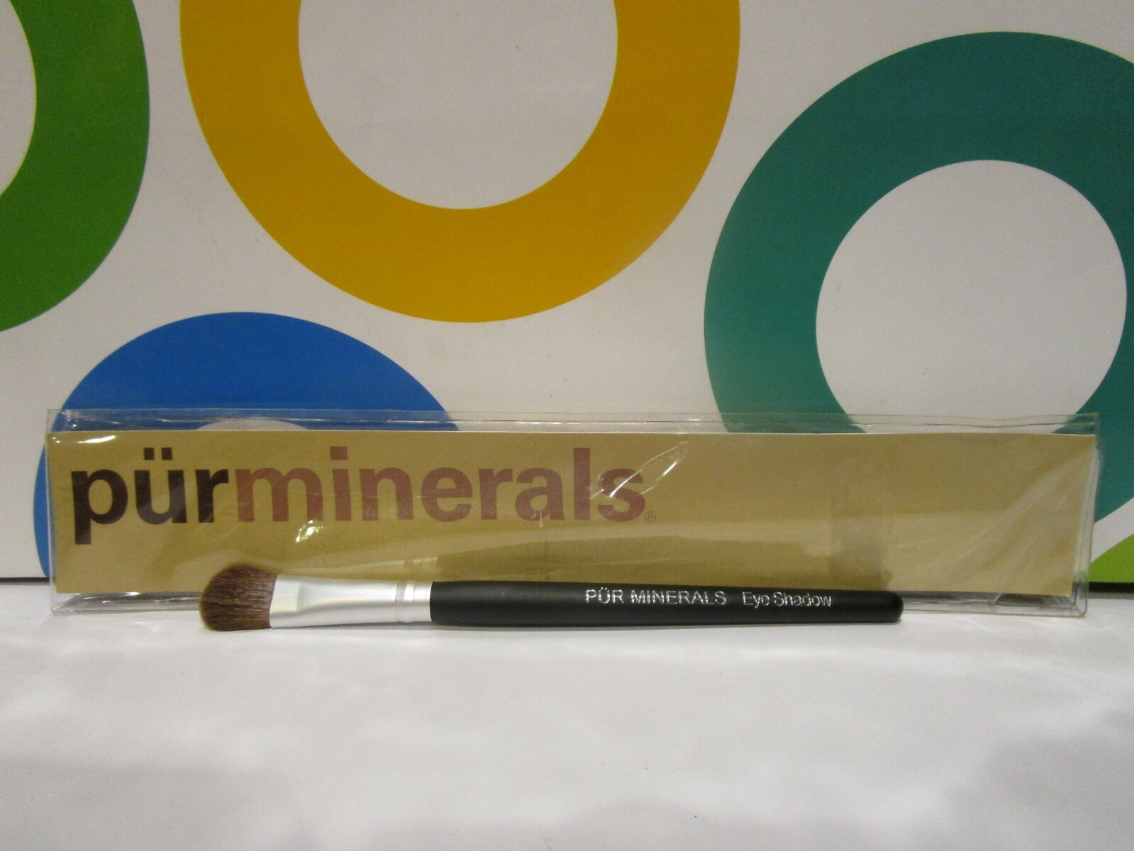 PUR MINERALS  ~ EYESHADOW BRUSH ~ COMES IN BAG