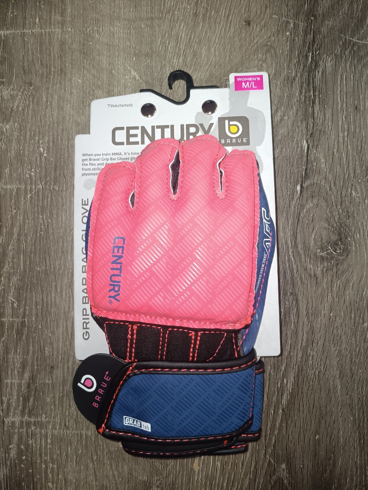 CENTURY Training WOMEN'S GRIP BAR BAG GLOVES NWT mesh palm open fingers  M/L