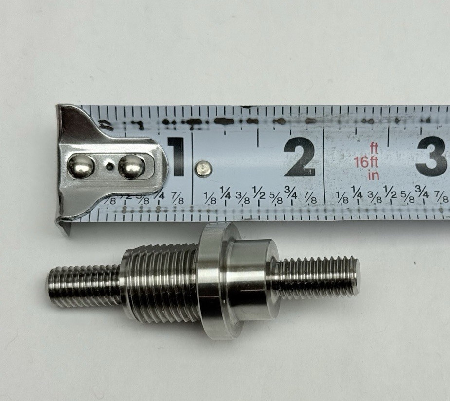 23-13718-012 Electrical Pass Thru Stud for Freightliner