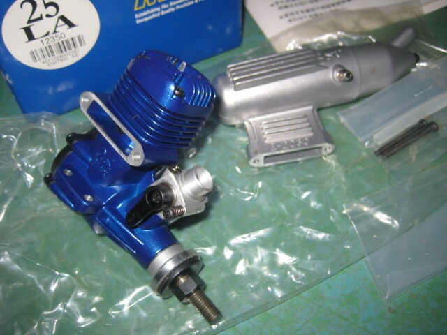 OS Max 25LA 2 Stroke w Muffler Plug RC Nitro Model New Ogawa Seiki