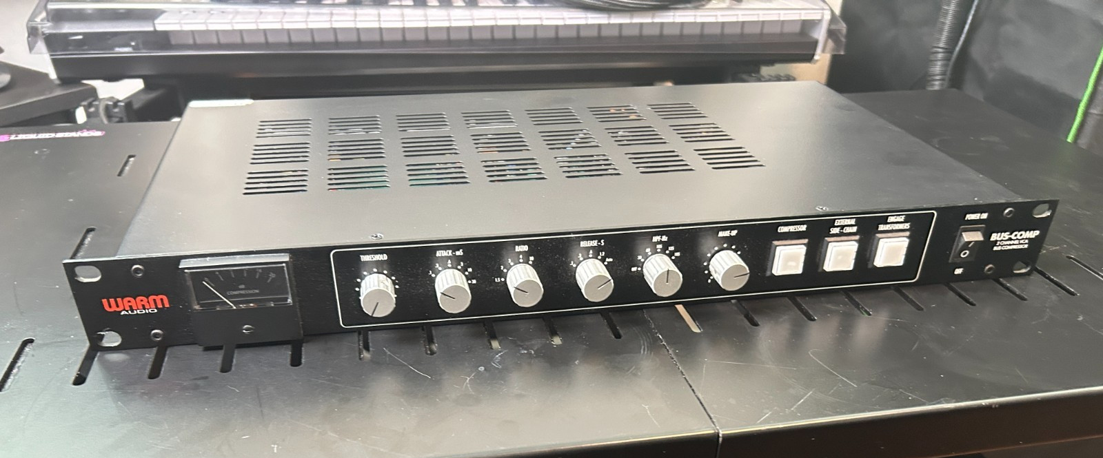 Warm Audio Bus-Comp 2-Channel Stereo VCA Bus Compressor –Mint, Light Use