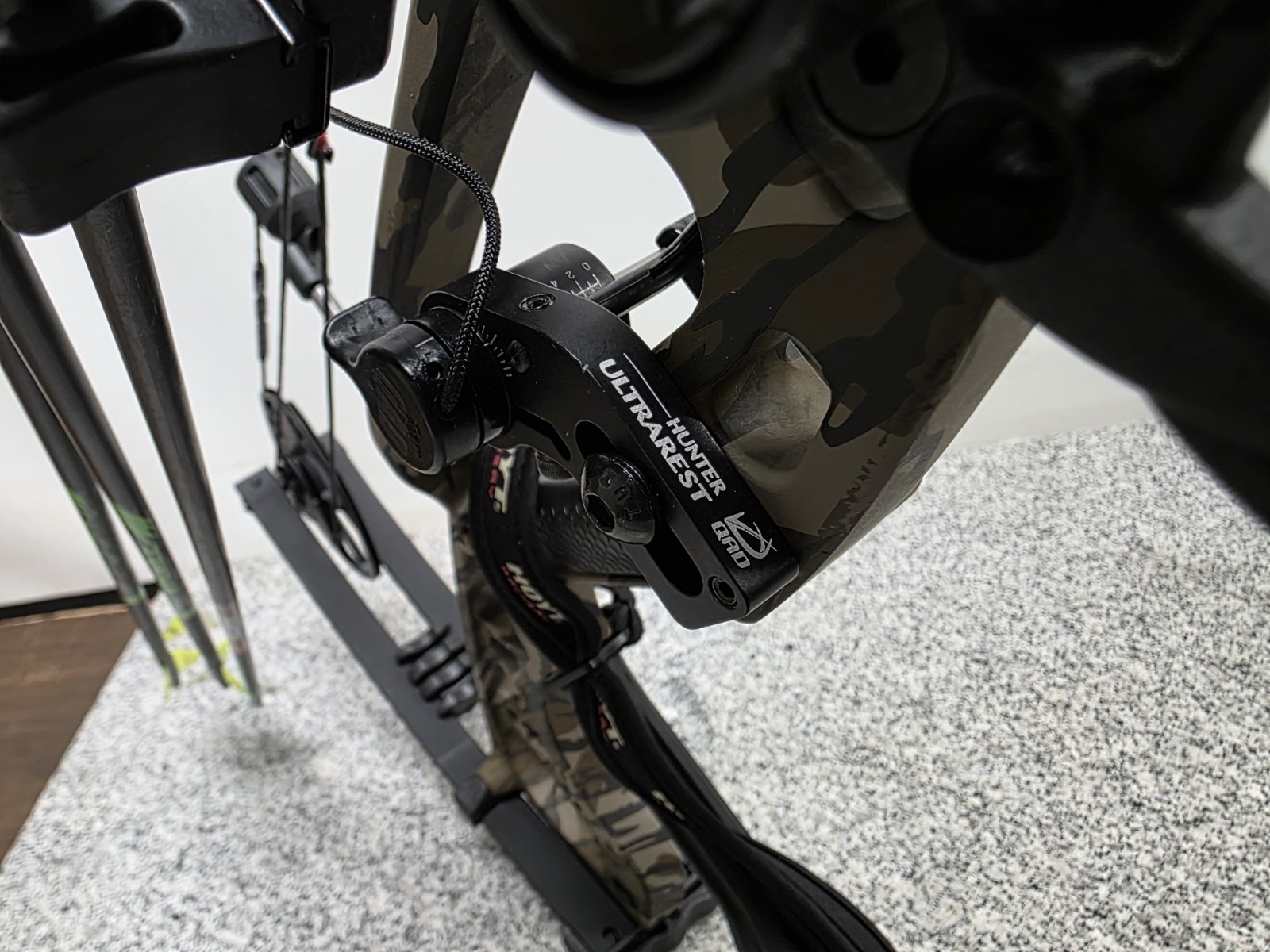 Hoyt Torrex 1275810 Compound Bow RH 60-70lb