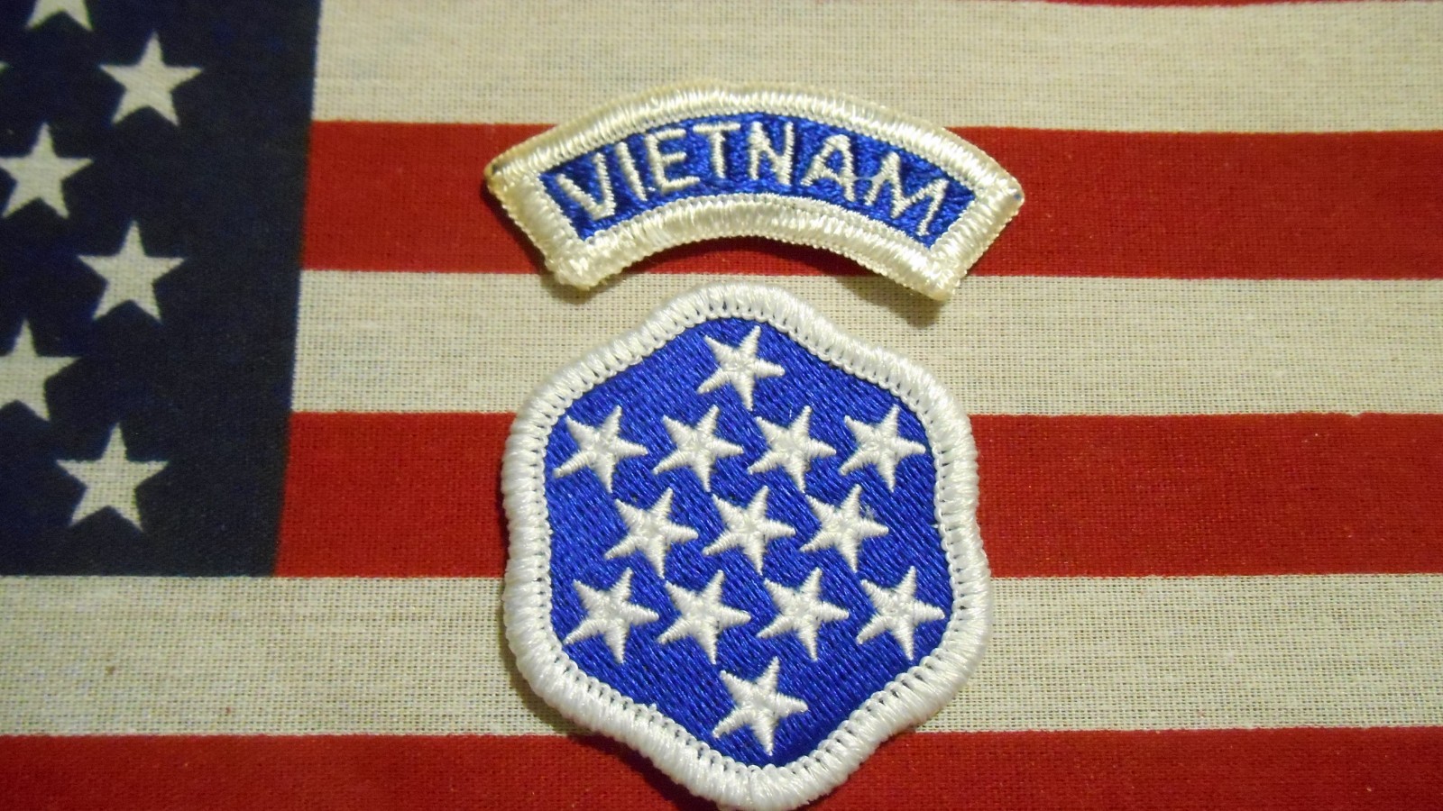 MAAG MILITARY ASSISTANCE ADVISORY GROUP WITH VIETNAM TAB PATCH